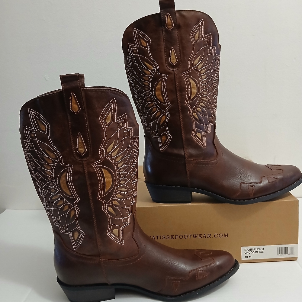 Coconuts by Matisse Brown and Tan Embroidered Winter Boots Various Sizes - Picture 1 of 12